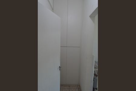 Casa à venda com 408m², 3 quartos e 4 vagasQuarto - Casa 1