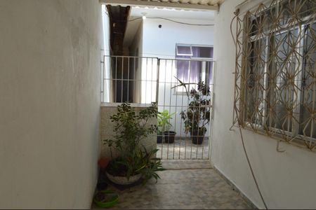 Casa à venda com 408m², 3 quartos e 4 vagasEntarda - Casa 3