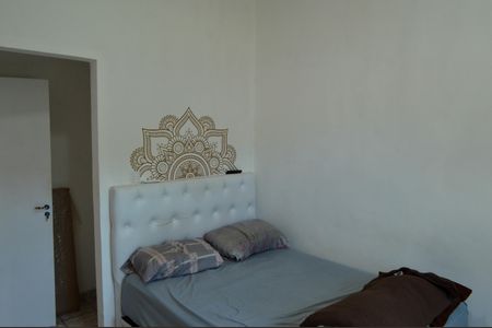 Casa à venda com 408m², 3 quartos e 4 vagasQuarto - Casa 1