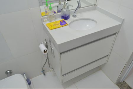 Casa à venda com 408m², 3 quartos e 4 vagasCasa 2  Banheiro