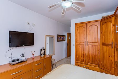 Casa à venda com 150m², 3 quartos e 4 vagas Casa à venda com 150m², 3 quartos e 4 vagasSuíte