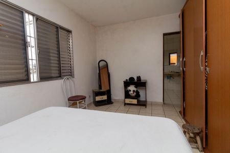 Casa à venda com 160m², 4 quartos e 3 vagas Casa à venda com 160m², 4 quartos e 3 vagasSuíte