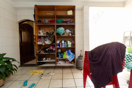 Casa à venda com 160m², 4 quartos e 3 vagas Casa à venda com 160m², 4 quartos e 3 vagasÁrea de Serviço