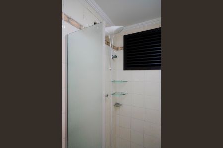 Apartamento à venda com 63m², 2 quartos e 2 vagas Apartamento à venda com 63m², 2 quartos e 2 vagasBanheiro da suíte