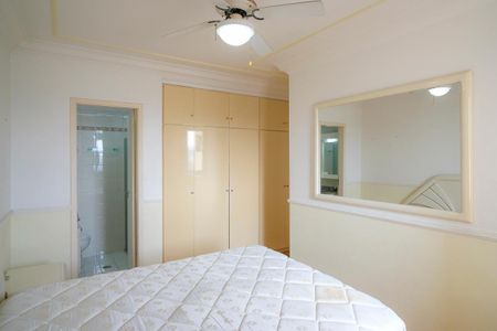 Apartamento à venda com 63m², 2 quartos e 2 vagas Apartamento à venda com 63m², 2 quartos e 2 vagasSuíte