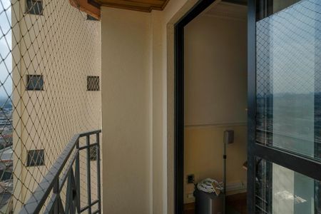 Apartamento à venda com 63m², 2 quartos e 2 vagas Apartamento à venda com 63m², 2 quartos e 2 vagasVaranda