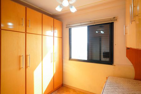 Apartamento à venda com 63m², 2 quartos e 2 vagas Apartamento à venda com 63m², 2 quartos e 2 vagasQuarto