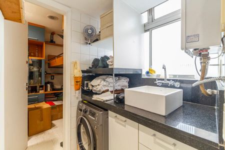 Apartamento à venda com 81m², 1 quarto e 1 vaga Apartamento à venda com 81m², 1 quarto e 1 vagaÁrea de Serviço