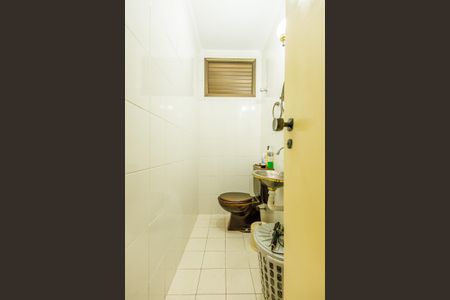 Apartamento para alugar com 170m², 3 quartos e 2 vagas Apartamento para alugar com 170m², 3 quartos e 2 vagasLavabo