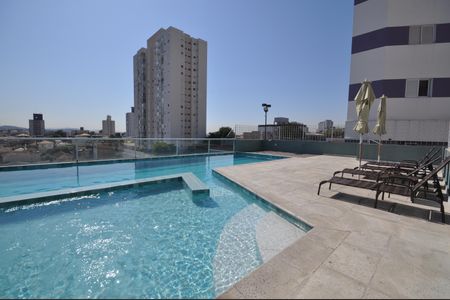 Apartamento à venda com 34m², 1 quarto e 1 vagaÁrea comum - Piscina