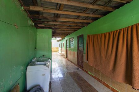 Casa à venda com 200m², 2 quartos e 2 vagas Casa à venda com 200m², 2 quartos e 2 vagasÁrea comum