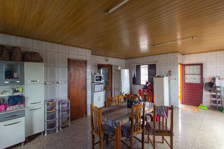 Casa à venda com 200m², 2 quartos e 2 vagas Casa à venda com 200m², 2 quartos e 2 vagasCasa 1 - Cozinha