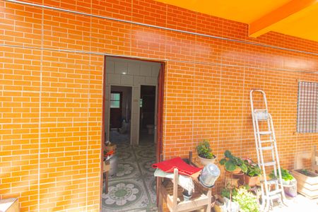 Casa à venda com 200m², 2 quartos e 2 vagas Casa à venda com 200m², 2 quartos e 2 vagasÁrea comum