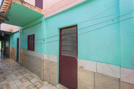 Casa à venda com 200m², 2 quartos e 2 vagas Casa à venda com 200m², 2 quartos e 2 vagasÁrea comum