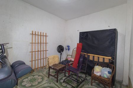 Casa à venda com 200m², 2 quartos e 2 vagas Casa à venda com 200m², 2 quartos e 2 vagasCasa 2 - Quarto