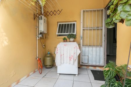 Casa à venda com 120m², 2 quartos e 4 vagas Casa à venda com 120m², 2 quartos e 4 vagasÁrea externa