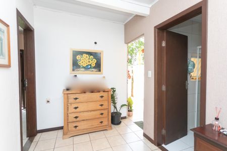 Casa à venda com 120m², 2 quartos e 4 vagas Casa à venda com 120m², 2 quartos e 4 vagasSala