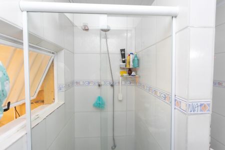 Casa à venda com 120m², 2 quartos e 4 vagas Casa à venda com 120m², 2 quartos e 4 vagasBanheiro