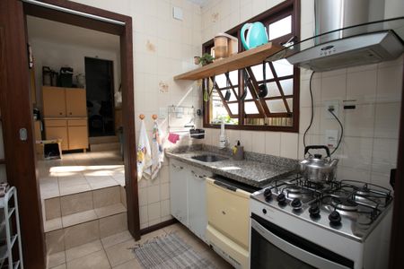 Casa à venda com 120m², 2 quartos e 4 vagas Casa à venda com 120m², 2 quartos e 4 vagasCozinha