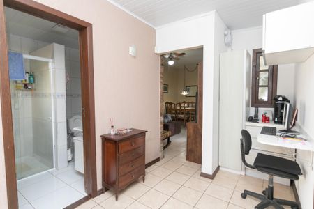 Casa à venda com 120m², 2 quartos e 4 vagas Casa à venda com 120m², 2 quartos e 4 vagasSala