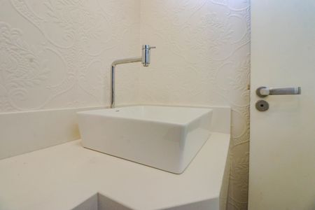 Casa à venda com 280m², 3 quartos e 3 vagasLavabo