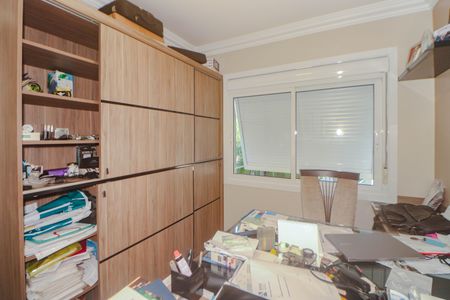 Casa à venda com 280m², 3 quartos e 3 vagasEscritório