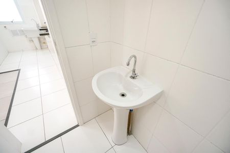 Apartamento à venda com 35m², 2 quartos e sem vaga Apartamento à venda com 35m², 2 quartos e sem vagaBanheiro