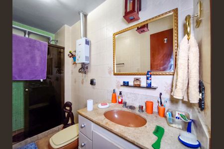 Apartamento à venda com 110m², 2 quartos e 1 vagaBanheiro Corredor