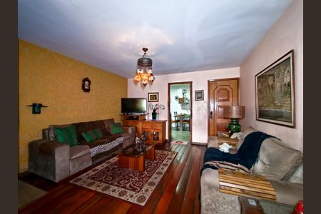 Apartamento à venda com 110m², 2 quartos e 1 vagaSala