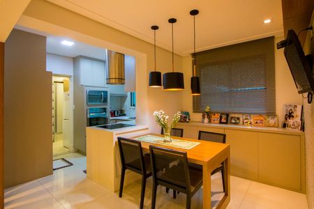 Apartamento à venda com 142m², 3 quartos e 2 vagas Apartamento à venda com 142m², 3 quartos e 2 vagasCopa