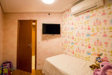 Apartamento à venda com 142m², 3 quartos e 2 vagas Apartamento à venda com 142m², 3 quartos e 2 vagasQuarto 2