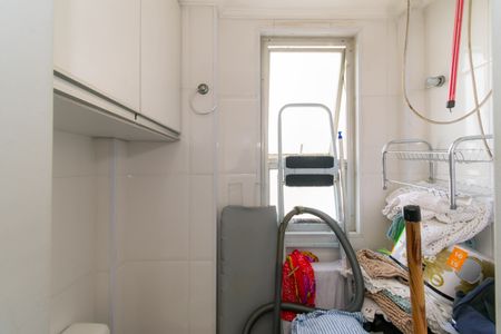 Apartamento à venda com 70m², 2 quartos e 1 vagaBanheiro de Serviço