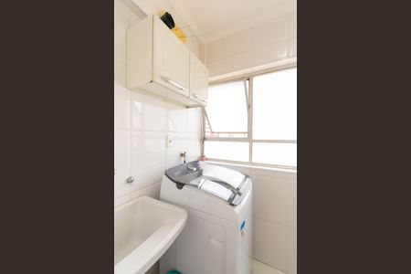 Apartamento à venda com 70m², 2 quartos e 1 vagaÁrea de Serviço