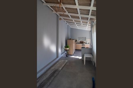 Casa à venda com 216m², 4 quartos e 4 vagas Casa à venda com 216m², 4 quartos e 4 vagasÁrea comum - Churrasqueira