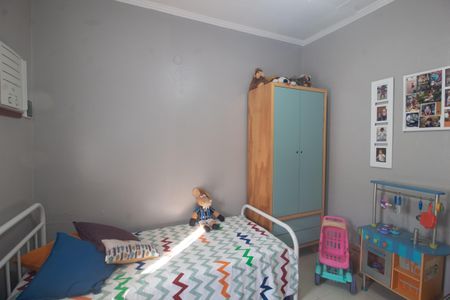 Casa à venda com 216m², 4 quartos e 4 vagas Casa à venda com 216m², 4 quartos e 4 vagasQuarto 2