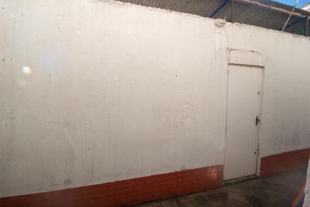 Casa à venda com 216m², 4 quartos e 4 vagas Casa à venda com 216m², 4 quartos e 4 vagasVista