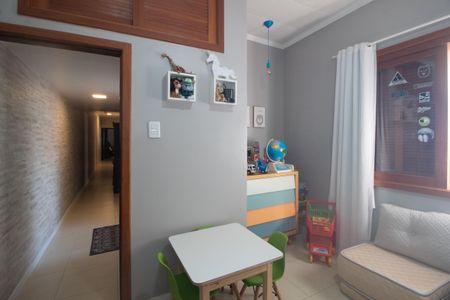 Casa à venda com 216m², 4 quartos e 4 vagas Casa à venda com 216m², 4 quartos e 4 vagasQuarto 2