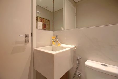 Apartamento para alugar com 132m², 2 quartos e 2 vagasLavabo