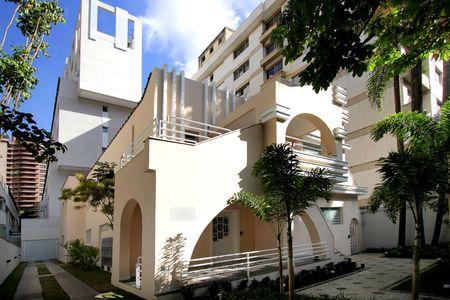 Apartamento para alugar com 132m², 2 quartos e 2 vagas Apartamento para alugar com 132m², 2 quartos e 2 vagasFachada