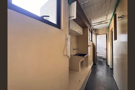Apartamento à venda com 120m², 3 quartos e 1 vaga Apartamento à venda com 120m², 3 quartos e 1 vagaÁrea de Serviço