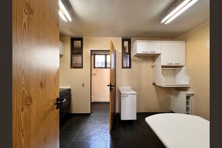 Apartamento à venda com 120m², 3 quartos e 1 vaga Apartamento à venda com 120m², 3 quartos e 1 vagaCozinha