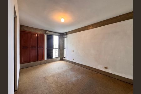 Apartamento à venda com 120m², 3 quartos e 1 vaga Apartamento à venda com 120m², 3 quartos e 1 vagaSuite