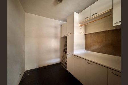 Apartamento à venda com 120m², 3 quartos e 1 vaga Apartamento à venda com 120m², 3 quartos e 1 vagaQuarto de Serviço