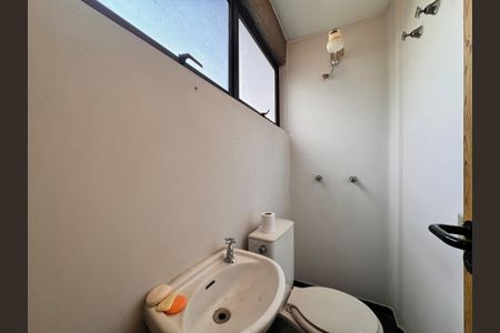 Apartamento à venda com 120m², 3 quartos e 1 vaga Apartamento à venda com 120m², 3 quartos e 1 vagaBanheiro de serviço