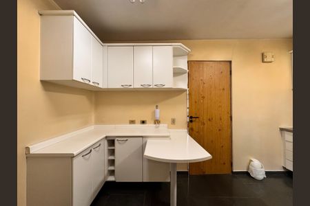 Apartamento à venda com 120m², 3 quartos e 1 vaga Apartamento à venda com 120m², 3 quartos e 1 vagaCozinha