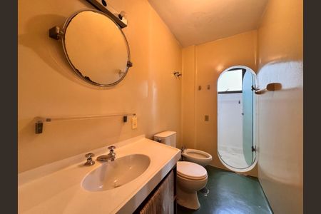 Apartamento à venda com 120m², 3 quartos e 1 vaga Apartamento à venda com 120m², 3 quartos e 1 vagaBanheiro