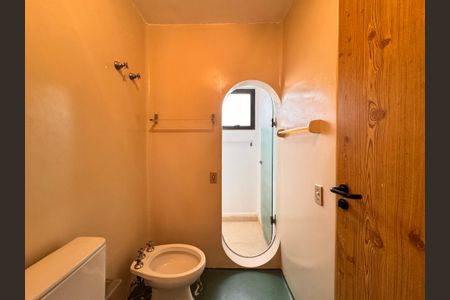 Apartamento à venda com 120m², 3 quartos e 1 vaga Apartamento à venda com 120m², 3 quartos e 1 vagaBanheiro da Suíte
