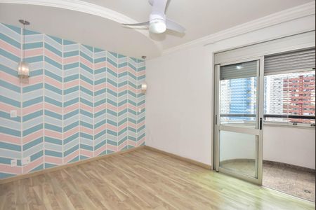 Apartamento à venda com 165m², 4 quartos e 2 vagas Apartamento à venda com 165m², 4 quartos e 2 vagasSuíte 3