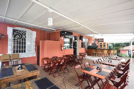 Apartamento à venda com 165m², 4 quartos e 2 vagas Apartamento à venda com 165m², 4 quartos e 2 vagasRestaurante