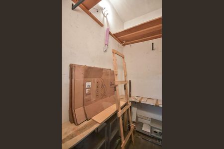 Apartamento à venda com 165m², 4 quartos e 2 vagas Apartamento à venda com 165m², 4 quartos e 2 vagasDepósito